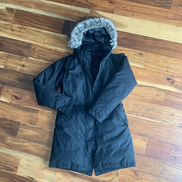 The North Face Winter Coat - Picture 1 of 6